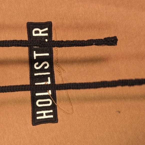 Hollister Camel Brown Hooded Sweatshirt Size Small - Picture 3 of 5